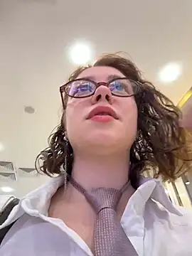 lucy-joy online show from 16, 10, 2025