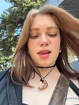 lucy-joy online show from 17, 5, 2026