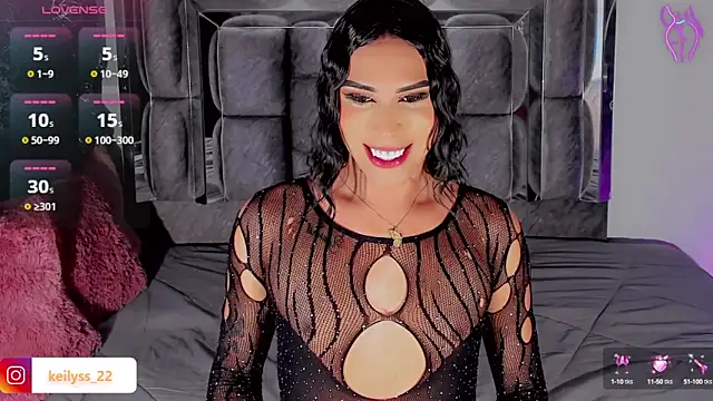 Snapshot of Keilyss_ chatting on 28, 9, 2025 Keilyss online show from 28, 9, 2025