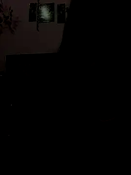 Snapshot of Yourhotsweetgirl chatting on 18, 12, 2025 Yourhotsweetgirl online show from 18, 12, 2025