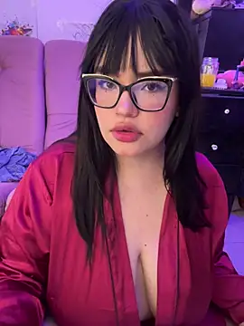 Snapshot of Emily_Taylor2 chatting on 8, 2, 2026 Emily Taylor2 online show from 8, 2, 2026