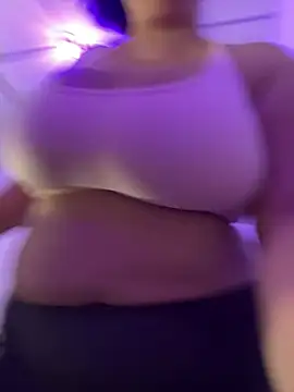 Snapshot of Emily_Taylor2 chatting on 24, 2, 2026 Emily Taylor2 online show from 24, 2, 2026