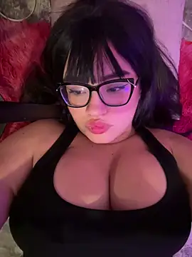 Snapshot of Emily_Taylor2 chatting on 21, 6, 2026 Emily Taylor2 online show from 21, 6, 2026