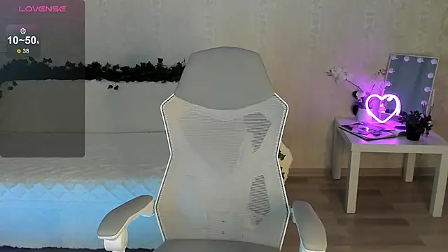 ArleneThomas online show from 4, 10, 2025