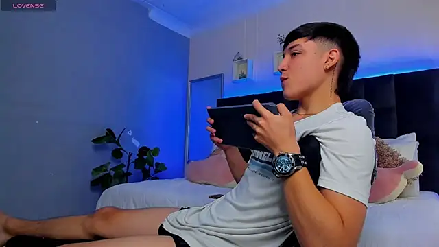 Ares di martin online show from 5, 12, 2025