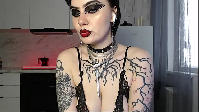 Snapshot of IntrigueYourDay chatting on 10, 4, 2026 IntrigueYourDay online show from 10, 4, 2026