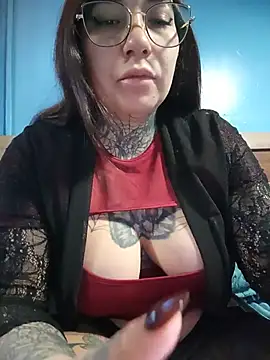 Snapshot of d4rk_sweet chatting on 4, 8, 2026 d4rk sweet online show from 4, 8, 2026