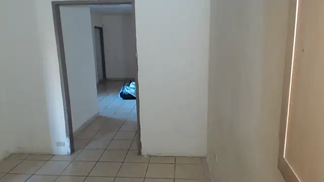 Snapshot of BlondZilla chatting on 2, 12, 2025 BlondZilla online show from 2, 12, 2025