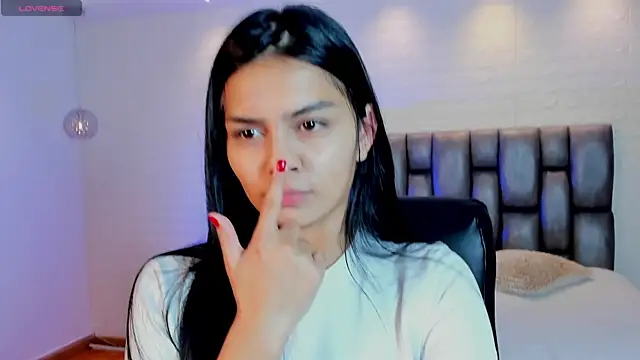 Snapshot of AidaJones chatting on 10, 4, 2026 AidaJones online show from 10, 4, 2026