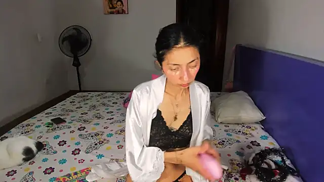 Snapshot of Anais_lux chatting on 20, 3, 2026 Anais lux online show from 20, 3, 2026