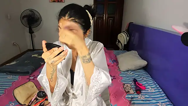 Snapshot of Anais_lux chatting on 30, 3, 2026 Anais lux online show from 30, 3, 2026