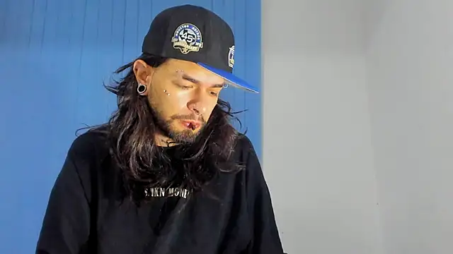 Snapshot of Theferxxo_12 chatting on 29, 10, 2025 Theferxxo 12 online show from 29, 10, 2025