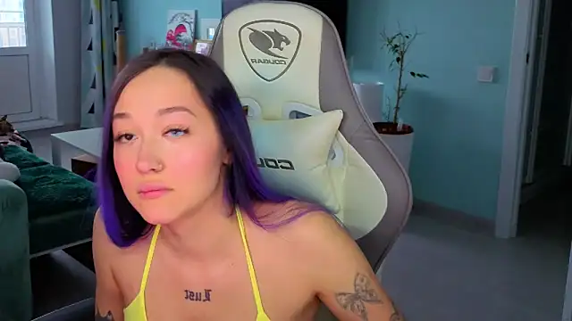 Snapshot of Im_suka chatting on 18, 3, 2026 Im suka online show from 18, 3, 2026