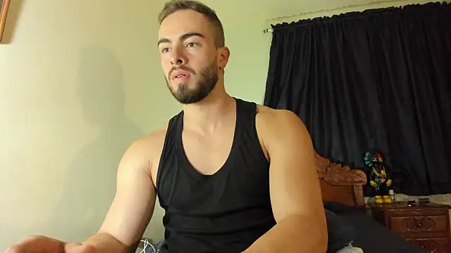 Snapshot of MaxDell chatting on 13, 11, 2025 MaxDell online show from 13, 11, 2025