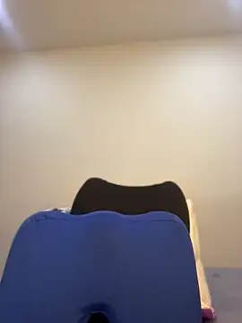 Snapshot of MaxDell chatting on 10, 4, 2026 MaxDell online show from 10, 4, 2026