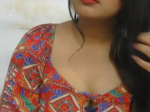 POOJA 199 online show from 4, 12, 2025