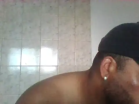 Snapshot of OliveiraSeven chatting on 30, 4, 2026 OliveiraSeven online show from 30, 4, 2026