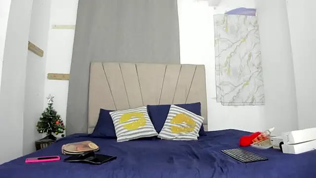 Lady miss    online show from 16, 12, 2025