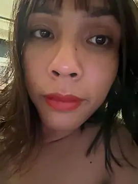 Snapshot of Ladyboyluxe chatting on 27, 2, 2026 Ladyboyluxe online show from 27, 2, 2026