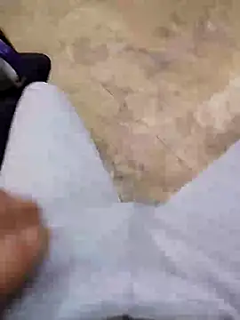 Snapshot of ADAM50001 chatting on 21, 4, 2026 ADAM50001 online show from 21, 4, 2026