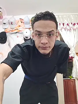 Snapshot of Ethanho0t chatting on 25, 10, 2025 Ethanho0t online show from 25, 10, 2025