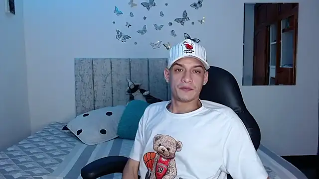 Ethanho0t online show from 9, 1, 2026