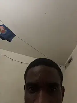 Snapshot of willie896 chatting on 25, 4, 2026 willie896 online show from 25, 4, 2026