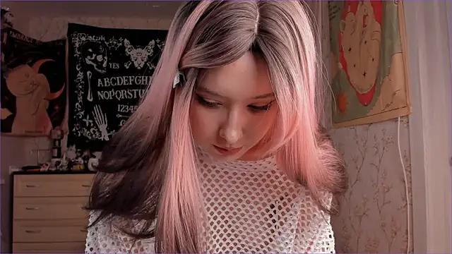 Snapshot of CutiePatoootie chatting on 14, 12, 2025 CutiePatoootie online show from 14, 12, 2025