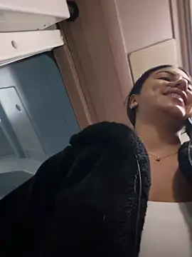 Snapshot of Sarahcutexoxox chatting on 7, 3, 2026 Sarahcutexoxox online show from 7, 3, 2026