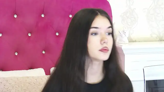 Snapshot of AlexisDevine chatting on 28, 9, 2025 AlexisDevine online show from 28, 9, 2025