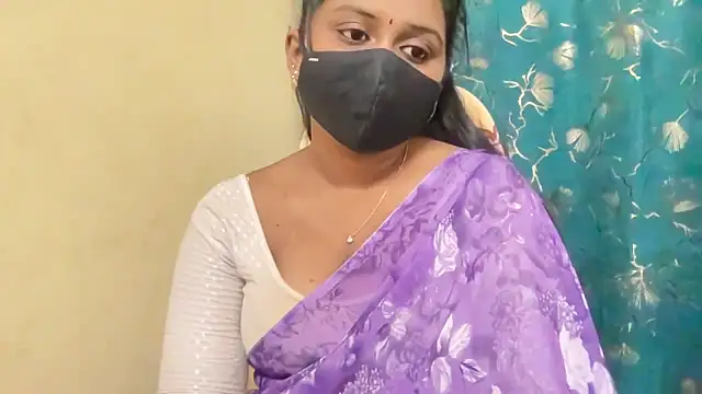 Snapshot of Pavani-Sexy chatting on 9, 5, 2026 Pavani-Sexy online show from 9, 5, 2026