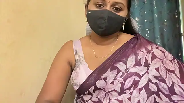 Snapshot of Pavani-Sexy chatting on 27, 5, 2026 Pavani-Sexy online show from 27, 5, 2026