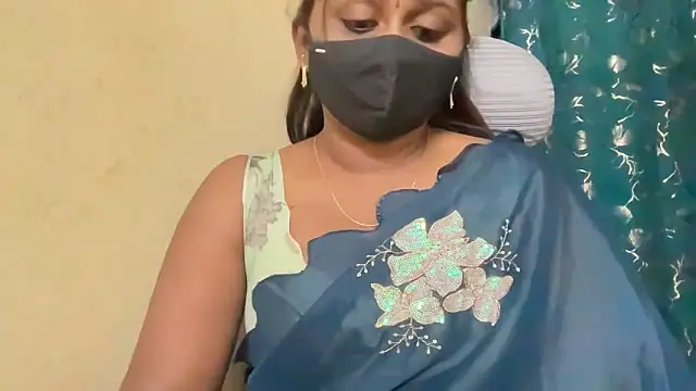 Snapshot of Pavani-Sexy chatting on 27, 5, 2026 Pavani-Sexy online show from 27, 5, 2026