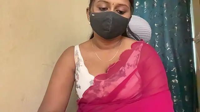 Snapshot of Pavani-Sexy chatting on 28, 5, 2026 Pavani-Sexy online show from 28, 5, 2026