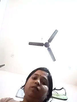 Snapshot of Trisha_71 chatting on 27, 10, 2025 Trisha 71 online show from 27, 10, 2025