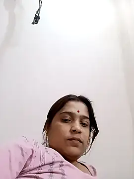 Snapshot of Trisha_71 chatting on 19, 11, 2025 Trisha 71 online show from 19, 11, 2025