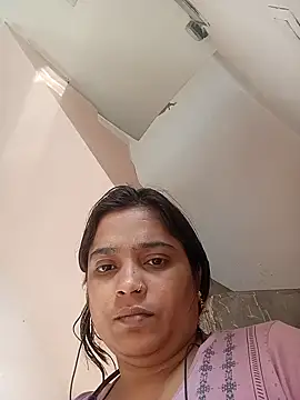 Snapshot of Trisha_71 chatting on 24, 11, 2025 Trisha 71 online show from 24, 11, 2025