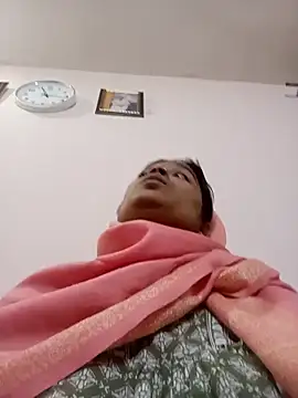 Snapshot of Trisha_71 chatting on 27, 11, 2025 Trisha 71 online show from 27, 11, 2025