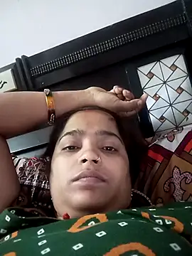 Snapshot of Trisha_71 chatting on 30, 11, 2025 Trisha 71 online show from 30, 11, 2025