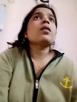 Snapshot of Trisha_71 chatting on 1, 12, 2025 Trisha 71 online show from 1, 12, 2025