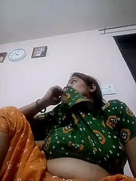 Snapshot of Trisha_71 chatting on 29, 3, 2026 Trisha 71 online show from 29, 3, 2026