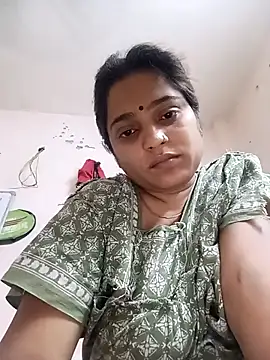 Snapshot of Trisha_71 chatting on 23, 4, 2026 Trisha 71 online show from 23, 4, 2026