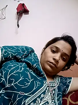 Snapshot of Trisha_71 chatting on 6, 5, 2026 Trisha 71 online show from 6, 5, 2026