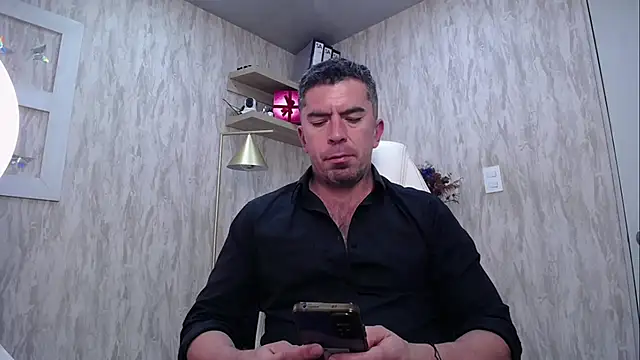 Snapshot of JuanKFit_45 chatting on 9, 3, 2026 JuanKFit 45 online show from 9, 3, 2026