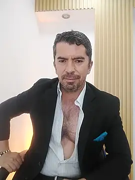 Snapshot of JuanKFit_45 chatting on 15, 4, 2026 JuanKFit 45 online show from 15, 4, 2026