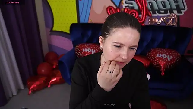 Snapshot of CraveeDoll chatting on 10, 2, 2026 CraveeDoll online show from 10, 2, 2026