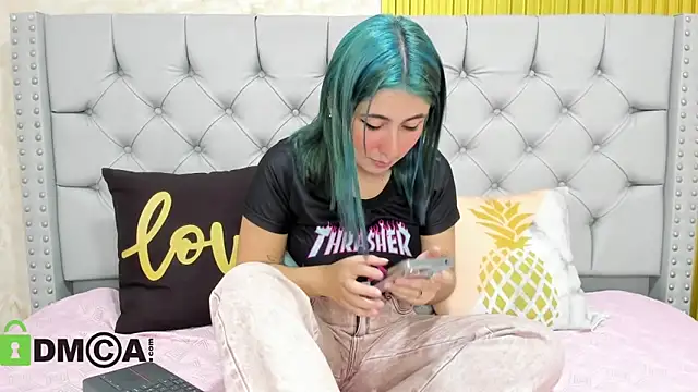 Skarlet 04 online show from 20, 11, 2025