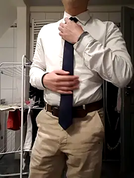 Snapshot of GentlemanMoney_ chatting on 29, 10, 2025 GentlemanMoney online show from 29, 10, 2025