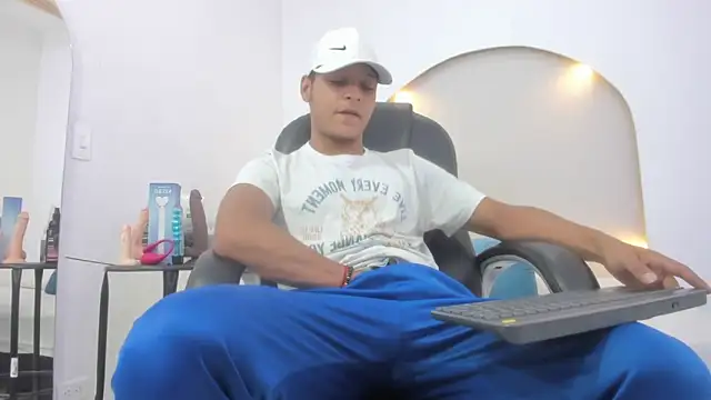 Ricky Owens1 online show from 2, 12, 2025