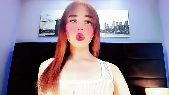 Valeria Rouss online show from 6, 11, 2025